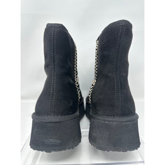 NWT Arizona Black Cozy Stitch Short Winter Boots SIZE 8 - Picture 4 of 10